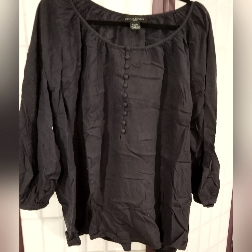 Cynthia Rowley navy blue peasant top. Size 2X